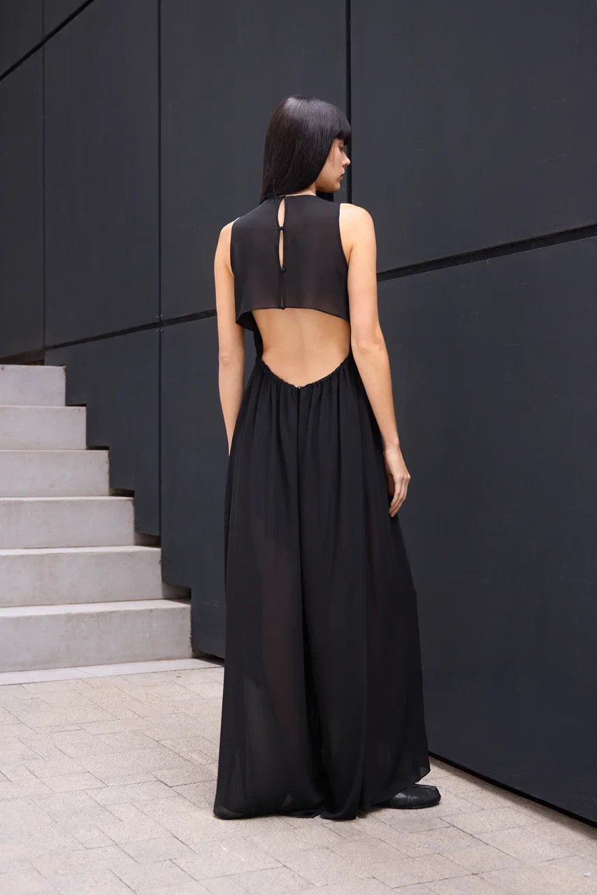 ÉLORA — ELEGANT CHIFFON CAPE JUMPSUIT