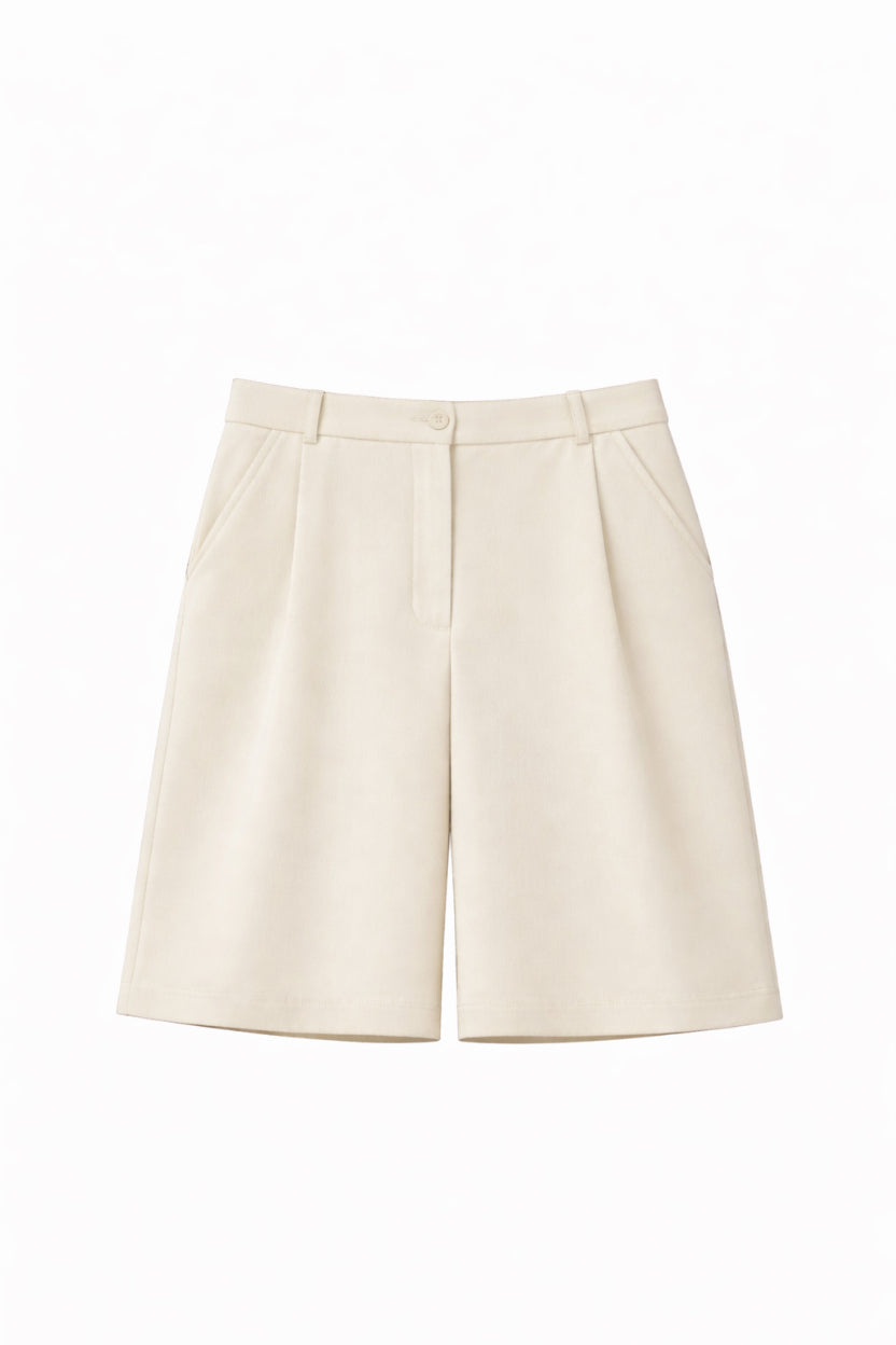 elegant summer Bermuda shorts in modern butter color 