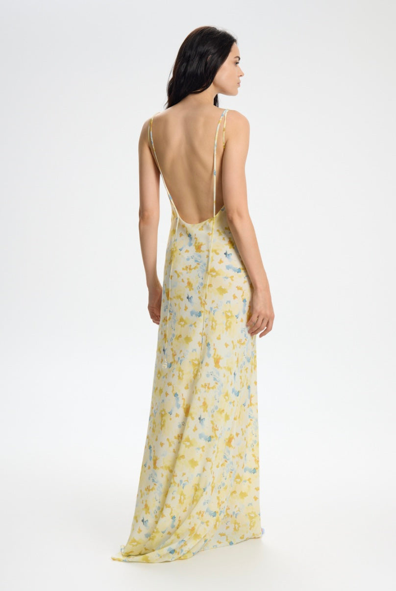 Elegant summer dress - perfect for your holiday or summer walking. Elegant Evening Silk: Our Edit for Dubai Rooftops, London Dinners and Marina Bay Nights