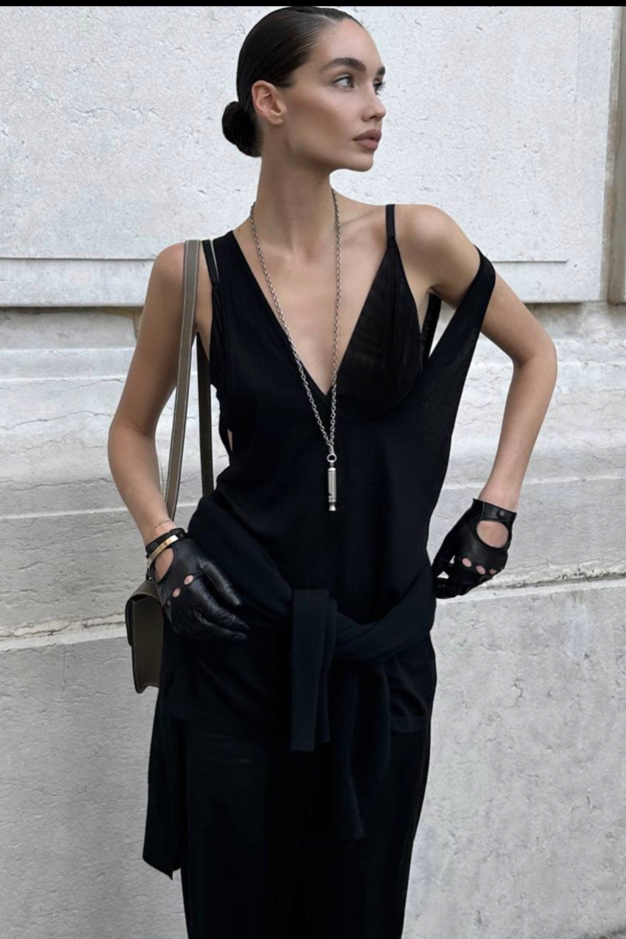 SILKY KNITTED TOP